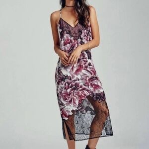 Guess| NEW Gorgeous Purple Black Floral Lace Long Chemise Dress Sz S w/Tags